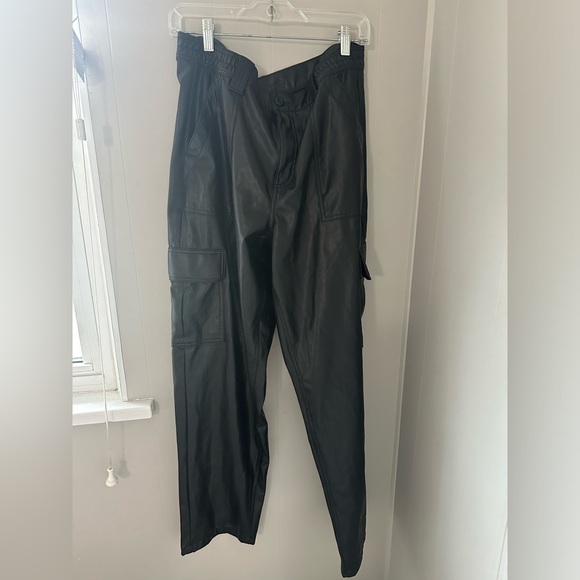 American Eagle Stretch High-Waisted Vegan Leather Straight Cargo Pant - Picture 3 of 6